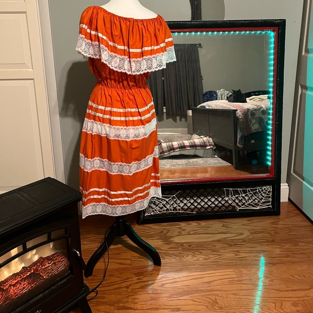 🛑SOLD🛑Vintage Mexican style dress - Picture 3 of 7